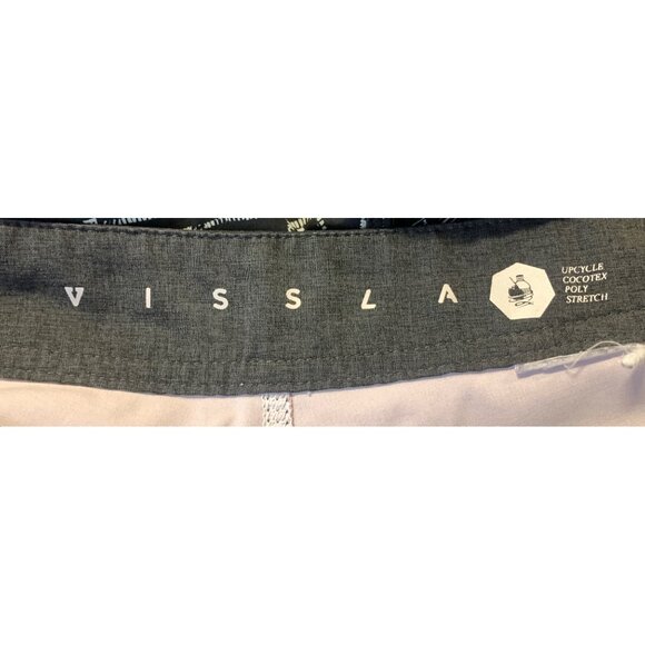 Vissla Mens 20" Upcycled Cocotex Poly Stretch Boardshorts Size 30 Red Black EUC - Picture 8 of 8